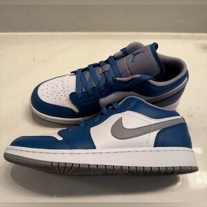 Nike Air Jordan 1 Low True Blue Youth 6Y Women’s 7.5